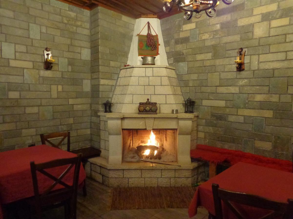 Alonaki Guesthouse Plátanos 외부 사진