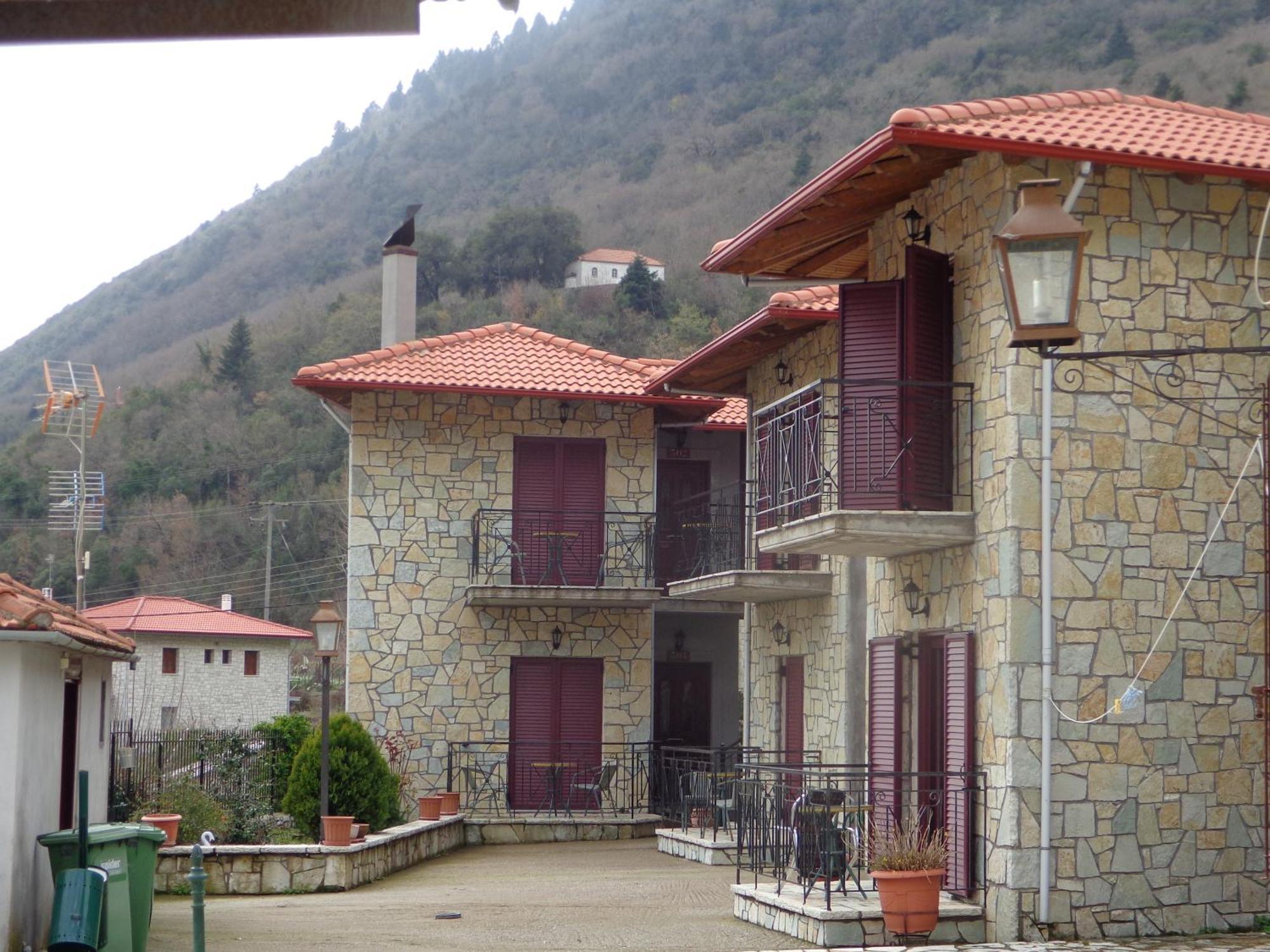 Alonaki Guesthouse Plátanos 외부 사진