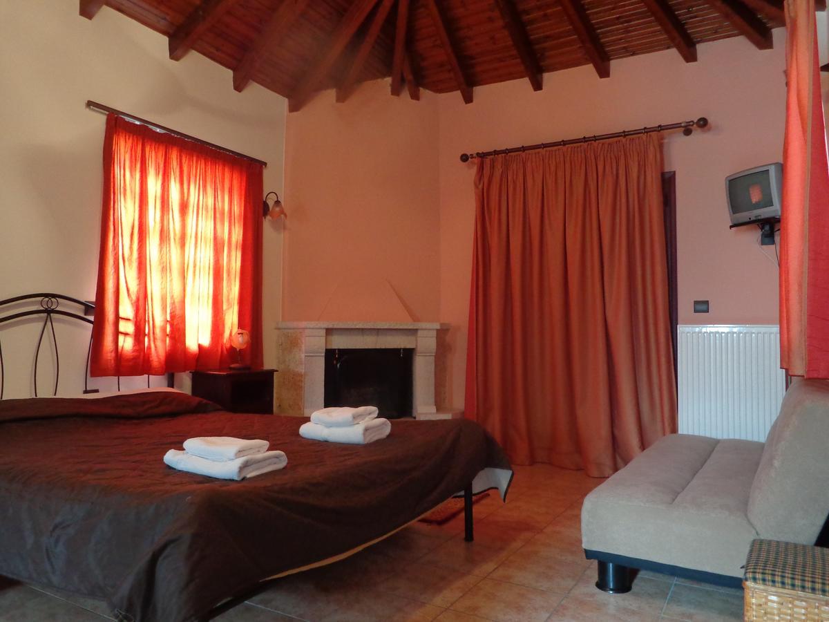 Alonaki Guesthouse Plátanos 외부 사진